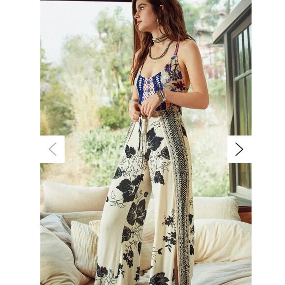 Billabong Adventure Spirit Floral Pants size M - Picture 1 of 9